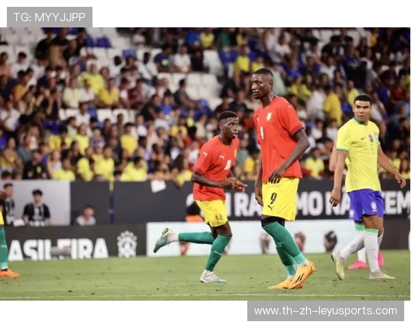 斯图加特内部对抗里吉拉西多次强势护球