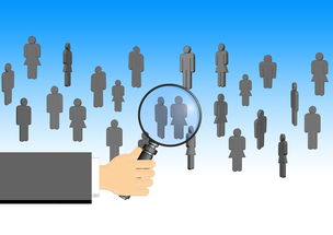 乐鱼体育-比赛中阵容调整是否能带动进攻节奏，如何选择比赛阵型